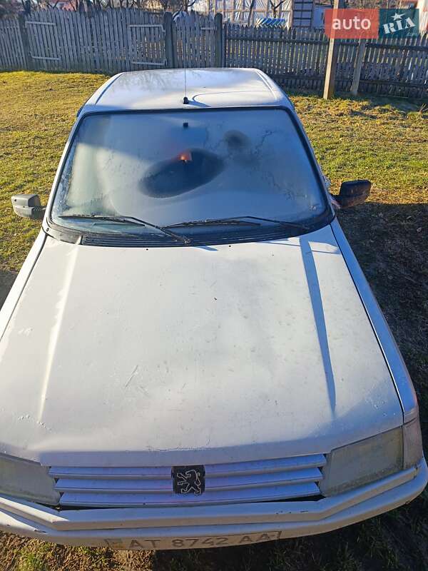 Хэтчбек Peugeot 309 1988 в Глыбокой