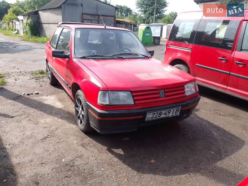 Peugeot 309 1990 Peugeot 309 1990