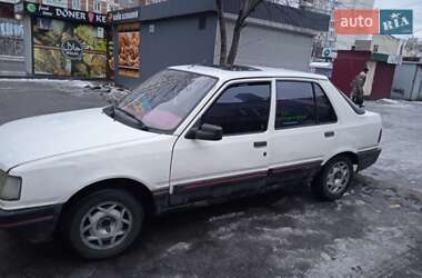 Хетчбек Peugeot 309 1988 в Києві