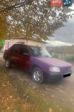 Хетчбек Peugeot 309 1986 в Долині