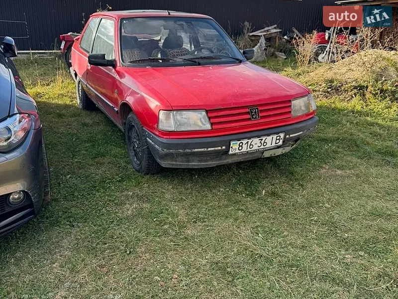 Peugeot 309