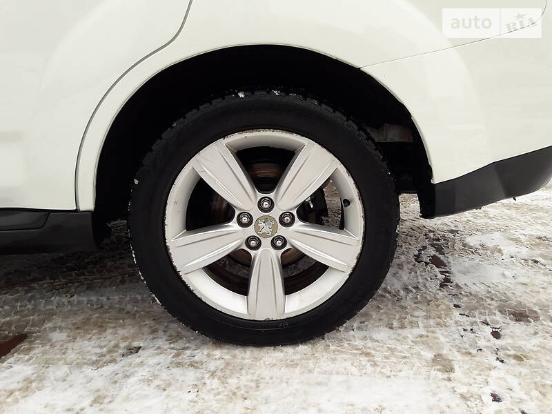 Внедорожник / Кроссовер Peugeot 4007 2011 в Львове