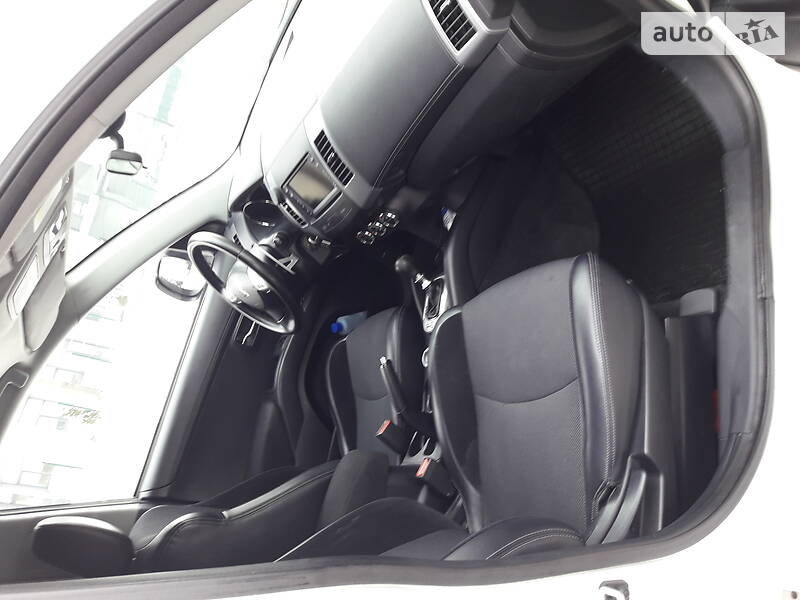 Внедорожник / Кроссовер Peugeot 4007 2011 в Львове