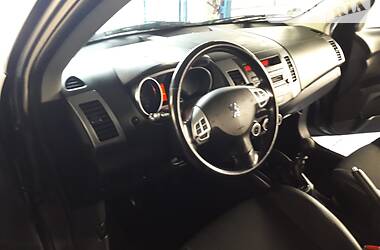 Внедорожник / Кроссовер Peugeot 4007 2008 в Калуше