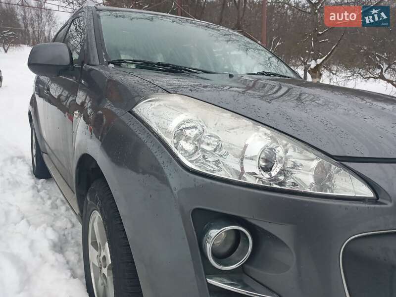 Внедорожник / Кроссовер Peugeot 4007 2008 в Хусте