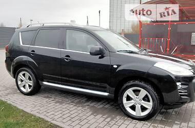 Позашляховик / Кросовер Peugeot 4007 2010 в Радивиліві