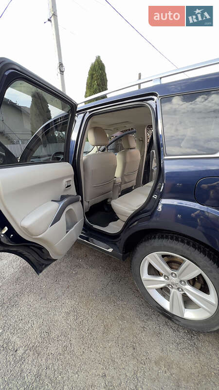 Внедорожник / Кроссовер Peugeot 4007 2010 в Теребовле