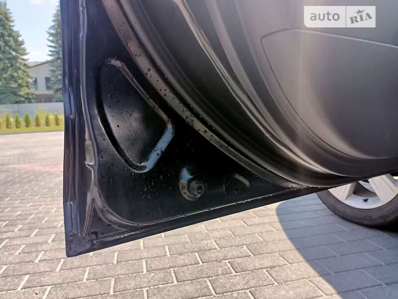 Позашляховик / Кросовер Peugeot 4007 2008 в Рівному