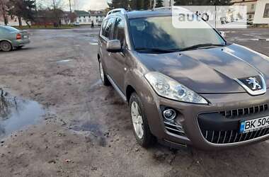 Внедорожник / Кроссовер Peugeot 4007 2010 в Дубно