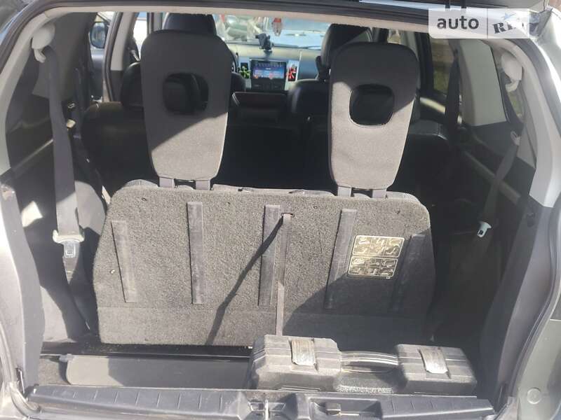 Позашляховик / Кросовер Peugeot 4007 2008 в Львові