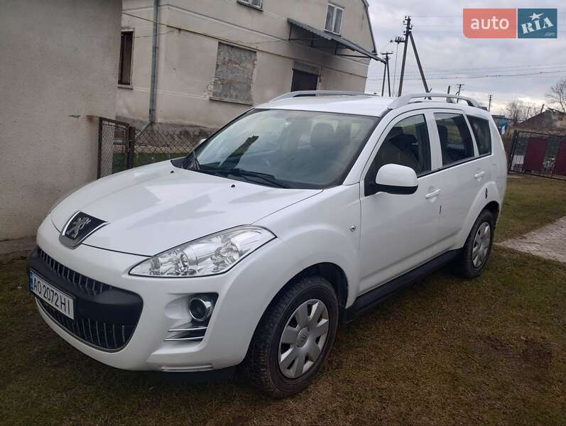 Внедорожник / Кроссовер Peugeot 4007 2012 в Мукачево