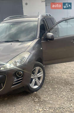 Позашляховик / Кросовер Peugeot 4007 2011 в 
