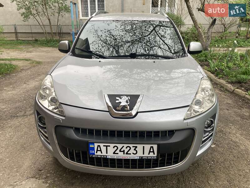 Позашляховик / Кросовер Peugeot 4007 2010 в Коломиї