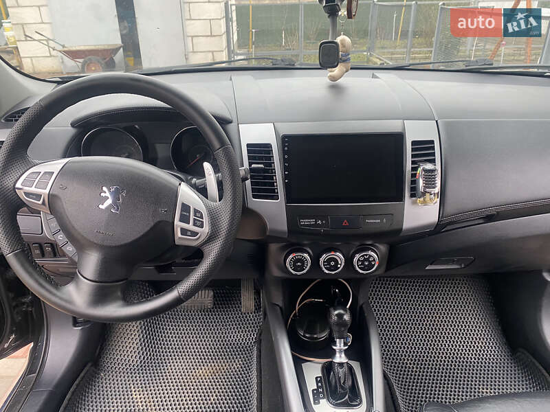 Позашляховик / Кросовер Peugeot 4007 2009 в Києві