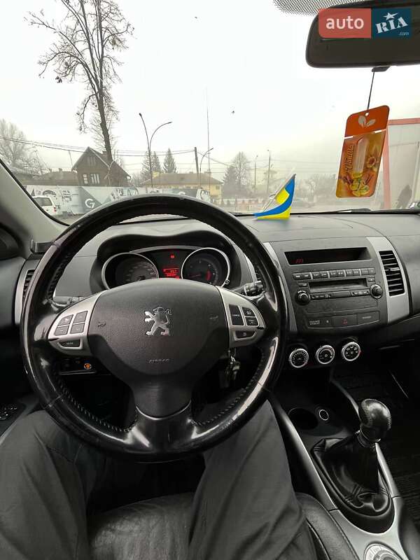 Внедорожник / Кроссовер Peugeot 4007 2007 в Черновцах