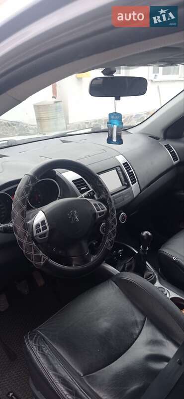 Внедорожник / Кроссовер Peugeot 4007 2009 в Звягеле фото 2 Внедорожник / Кроссовер Peugeot 4007 2009 в Звягеле