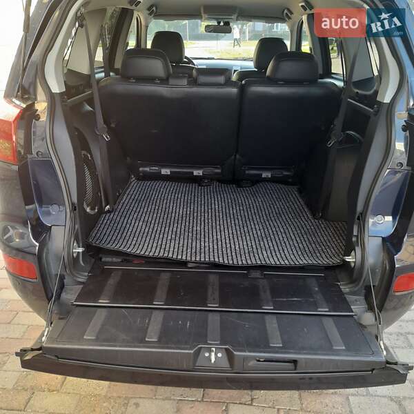 Позашляховик / Кросовер Peugeot 4007 2010 в Калуші