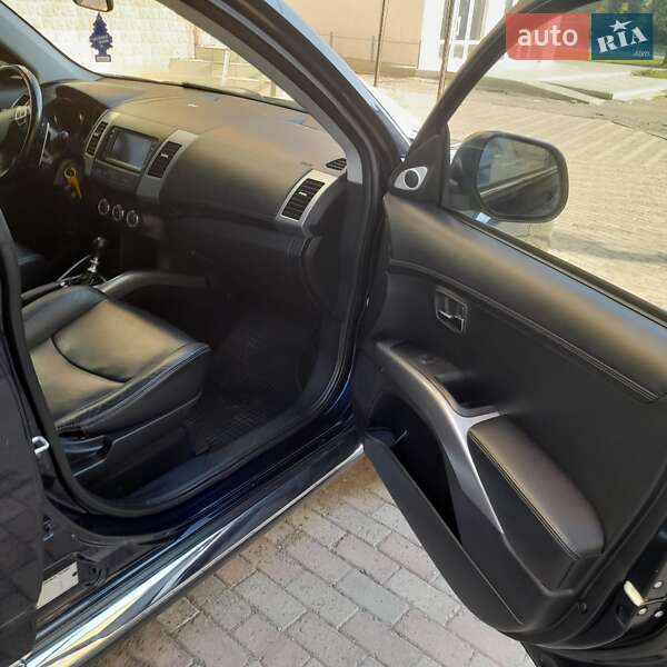 Позашляховик / Кросовер Peugeot 4007 2010 в Калуші