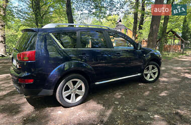 Позашляховик / Кросовер Peugeot 4007 2010 в 