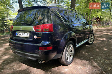Позашляховик / Кросовер Peugeot 4007 2010 в 