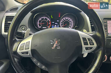 Позашляховик / Кросовер Peugeot 4007 2010 в 