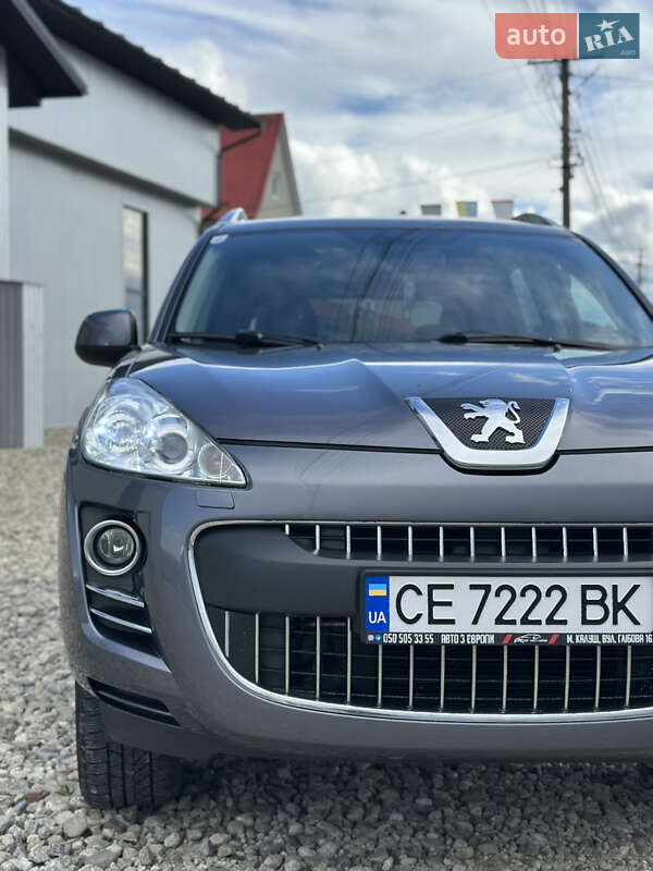 Позашляховик / Кросовер Peugeot 4007 2010 в Чернівцях