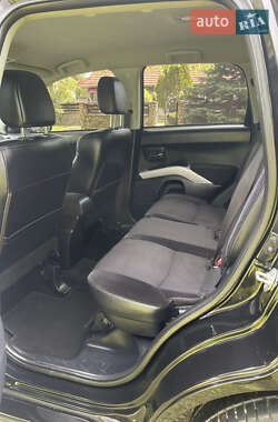 Позашляховик / Кросовер Peugeot 4007 2011 в 