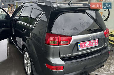Позашляховик / Кросовер Peugeot 4007 2010 в 