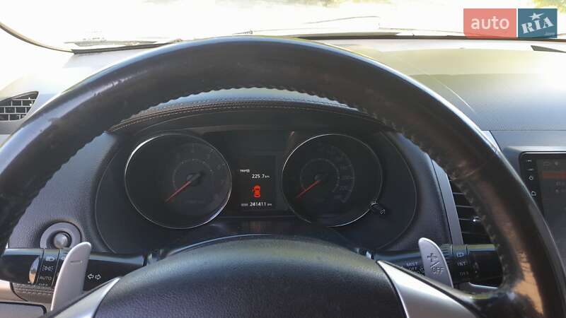 Внедорожник / Кроссовер Peugeot 4007 2010 в Киеве