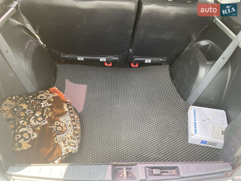 Позашляховик / Кросовер Peugeot 4007 2010 в Підгайцях