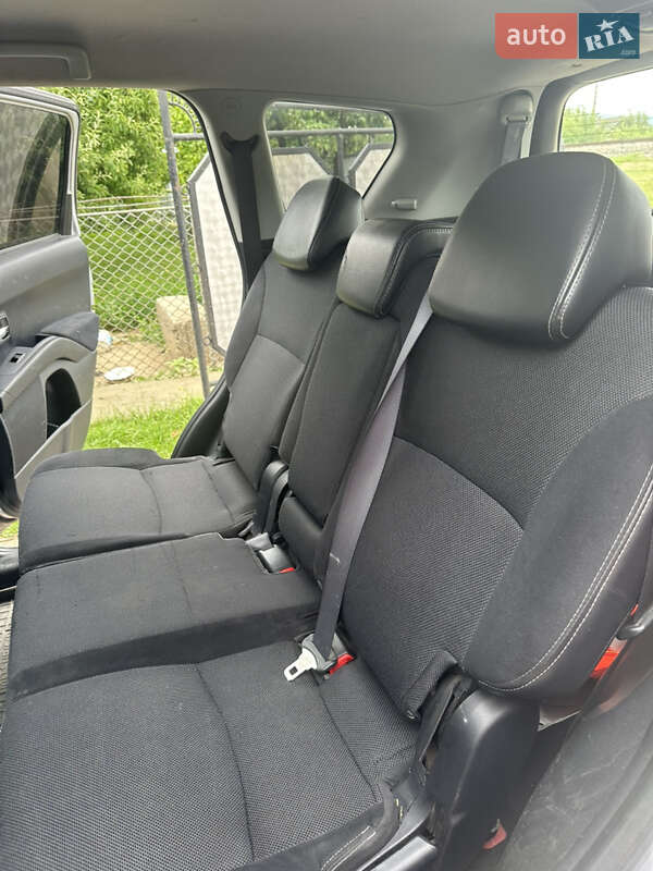 Позашляховик / Кросовер Peugeot 4007 2008 в Чернівцях