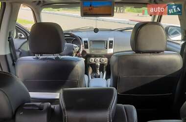 Внедорожник / Кроссовер Peugeot 4007 2009 в 