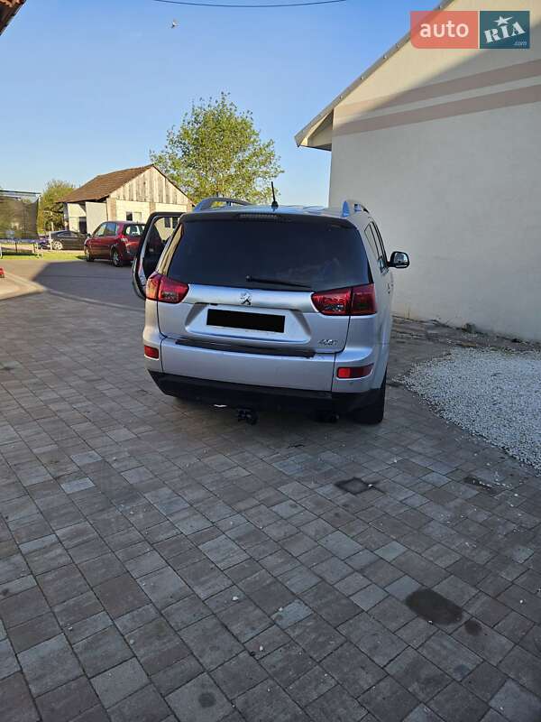 Позашляховик / Кросовер Peugeot 4007 2009 в Калуші