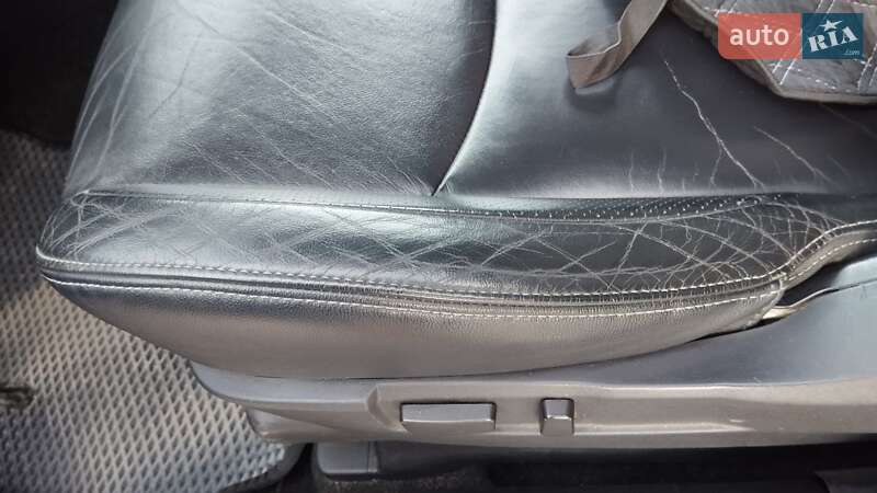 Позашляховик / Кросовер Peugeot 4007 2009 в Кременці