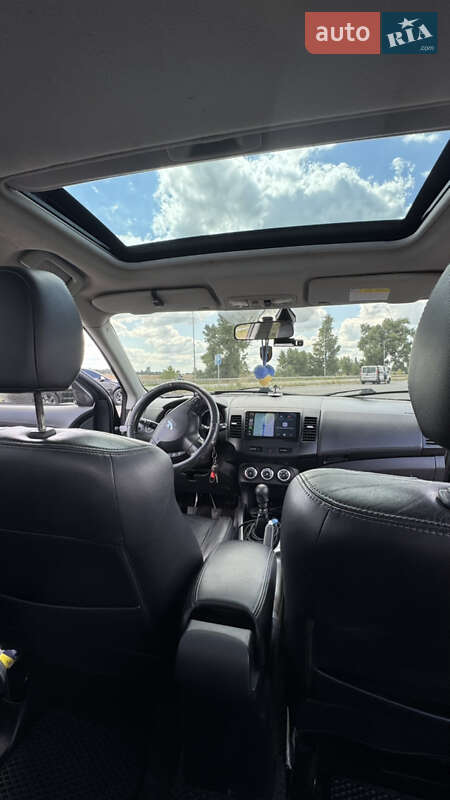 Позашляховик / Кросовер Peugeot 4007 2010 в Києві