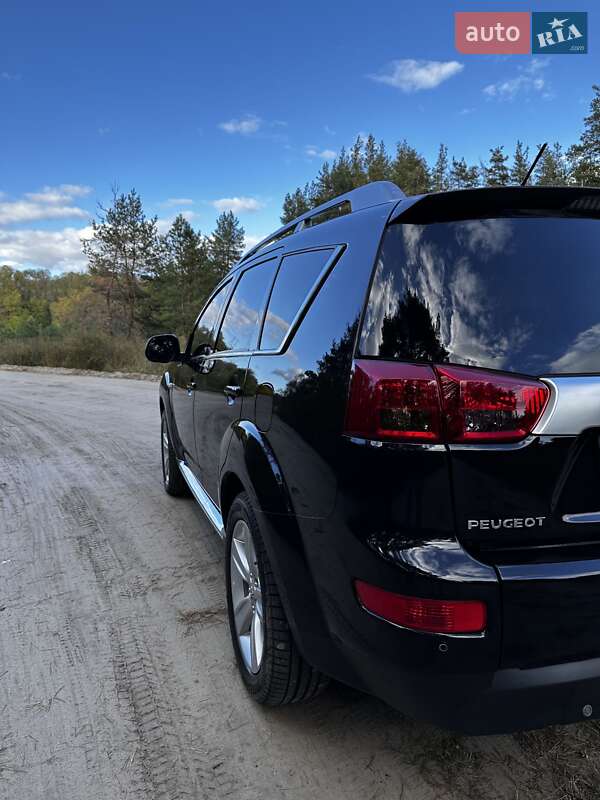 Позашляховик / Кросовер Peugeot 4007 2011 в Пересічне