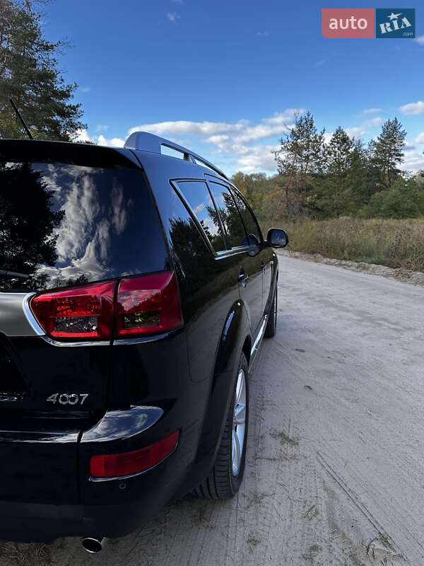 Позашляховик / Кросовер Peugeot 4007 2011 в Пересічне