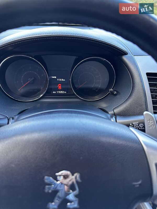 Позашляховик / Кросовер Peugeot 4007 2011 в Пересічне