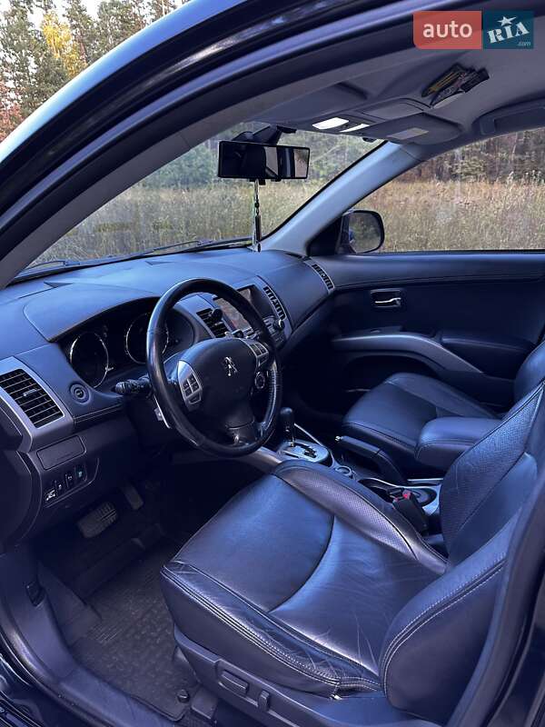 Позашляховик / Кросовер Peugeot 4007 2011 в Пересічне