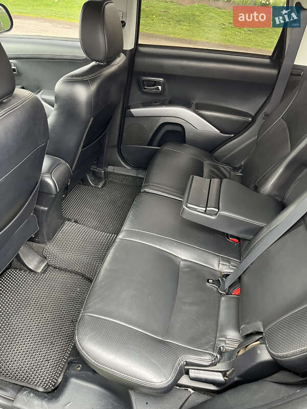 Внедорожник / Кроссовер Peugeot 4007 2010 в Луцке фото 10 Внедорожник / Кроссовер Peugeot 4007 2010 в Луцке