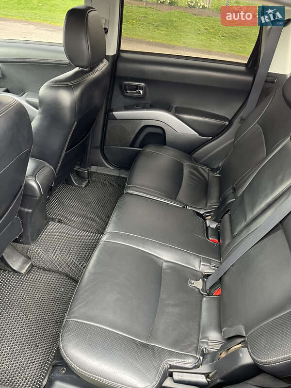 Внедорожник / Кроссовер Peugeot 4007 2010 в Луцке фото 11 Внедорожник / Кроссовер Peugeot 4007 2010 в Луцке