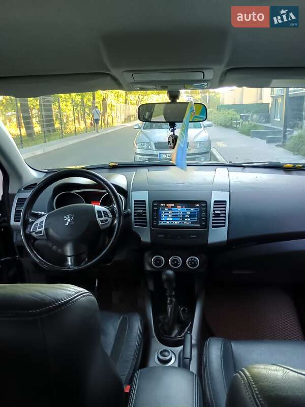 Позашляховик / Кросовер Peugeot 4007 2008 в Чернігові