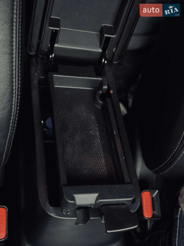 Внедорожник / Кроссовер Peugeot 4007 2008 в Чернигове фото 32 Внедорожник / Кроссовер Peugeot 4007 2008 в Чернигове