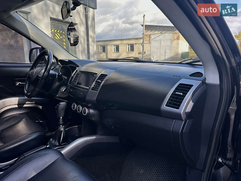 Внедорожник / Кроссовер Peugeot 4007 2007 в Дубно фото 13 Внедорожник / Кроссовер Peugeot 4007 2007 в Дубно