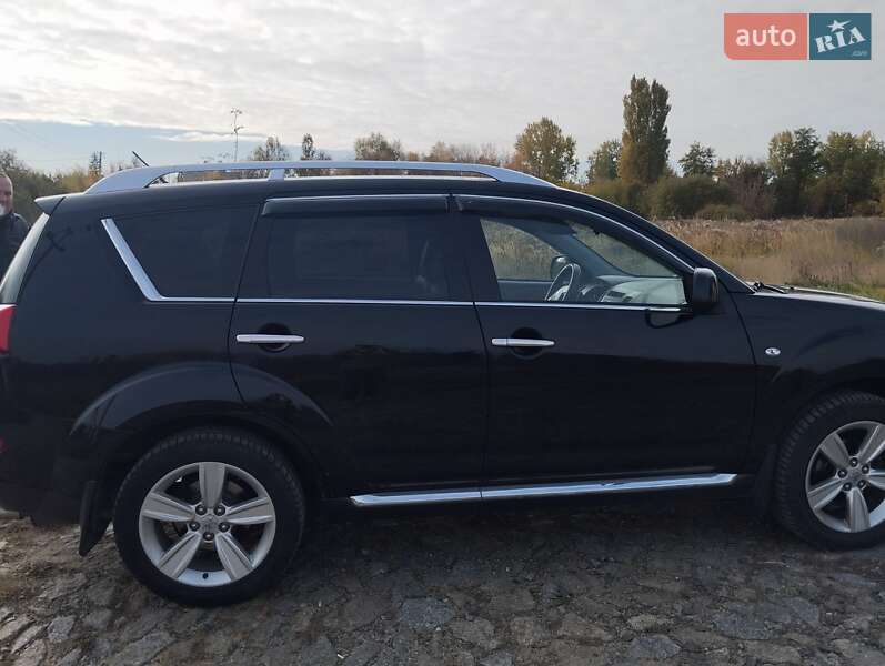 Внедорожник / Кроссовер Peugeot 4007 2010 в Коростышеве