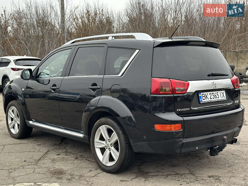 Внедорожник / Кроссовер Peugeot 4007 2010 в Дубно