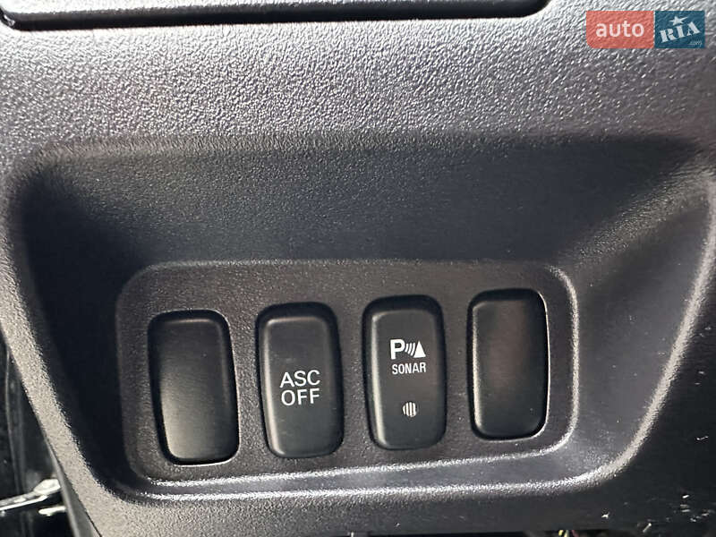 Внедорожник / Кроссовер Peugeot 4007 2010 в Дубно