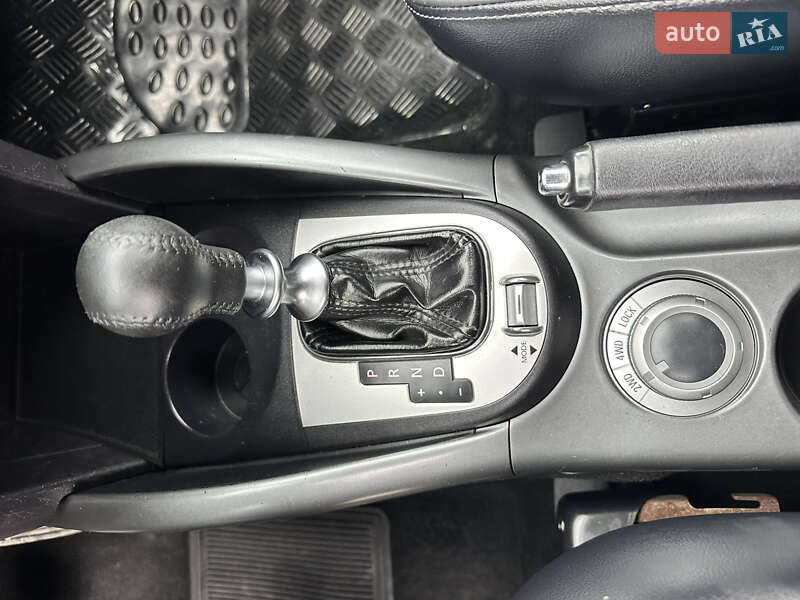 Внедорожник / Кроссовер Peugeot 4007 2010 в Дубно