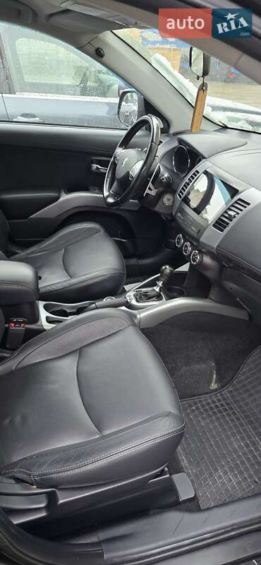 Внедорожник / Кроссовер Peugeot 4007 2010 в Тернополе