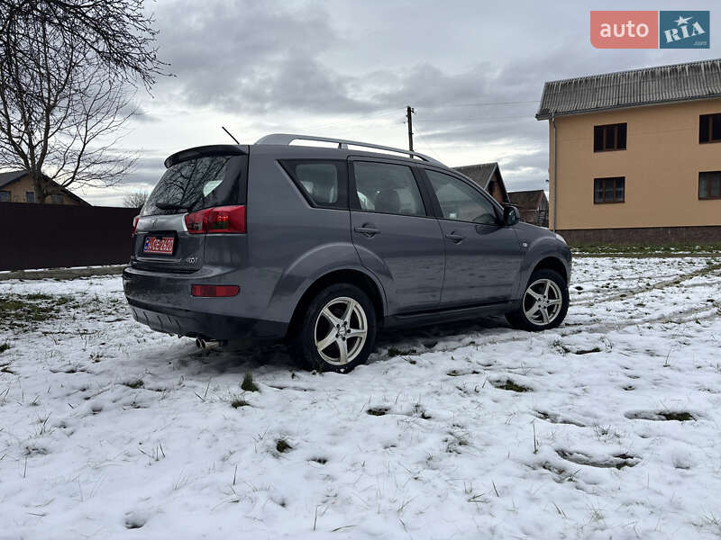 Позашляховик / Кросовер Peugeot 4007 2010 в Надвірній